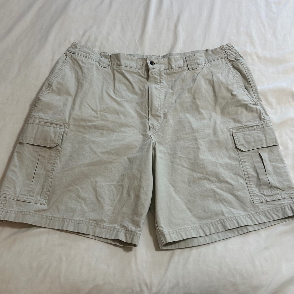 LL Bean Mens 42‎ Comfort Waist Cargo Shorts Khaki Tan Cotton Twill